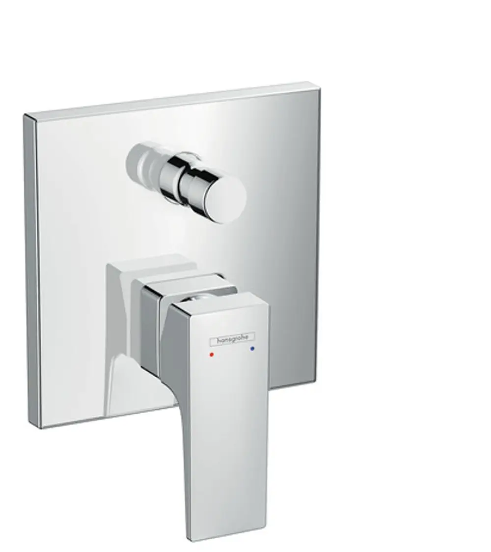 Hansgrohe Wannenmischer mit Unterputzinstallation, einem Hebelgriff und einem runden Bedienelement. Oberfläche in verchromtem Finish.